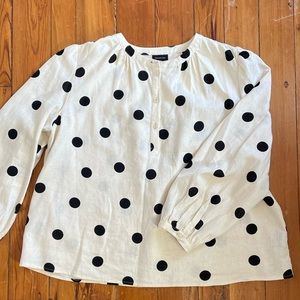 Who What Wear ivory and black polka dot top. Sz XL
